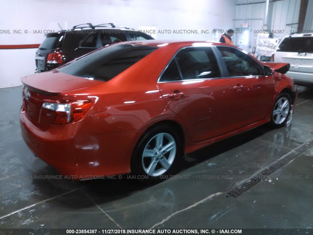 4T1BF1FK1EU783198 - 2014 TOYOTA CAMRY L/SE/LE/XLE 红色 照片 4