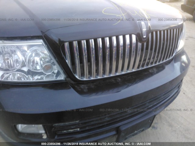 5LMFU28545LJ19825 - 2005 LINCOLN NAVIGATOR Қара фото 6