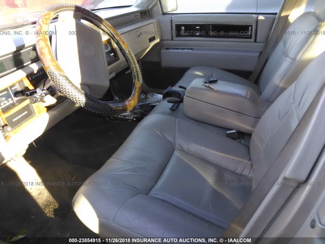 1G6CD53B9P4279045 - 1993 CADILLAC DEVILLE GOLD photo 5