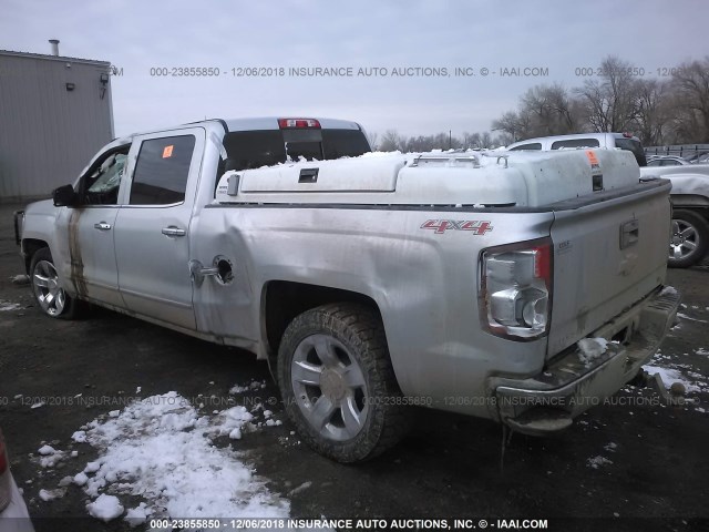 3GCUKSEC9HG415898 - 2017 CHEVROLET SILVERADO K1500 LTZ SILVER photo 3