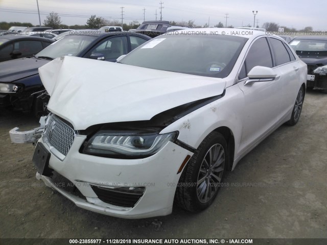 3LN6L5KU2HR614103 - 2017 LINCOLN MKZ HYBRID PREMIER WHITE photo 2