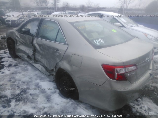 4T4BF1FKXER428956 - 2014 TOYOTA CAMRY L/SE/LE/XLE GOLD photo 3