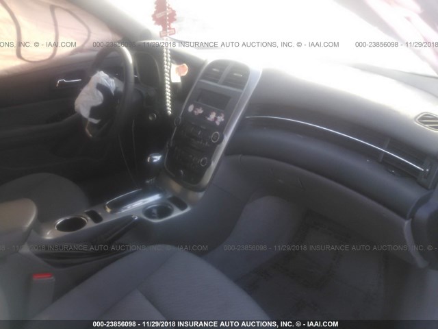 1G11B5SL9EF296183 - 2014 CHEVROLET MALIBU LS 银色 照片 5