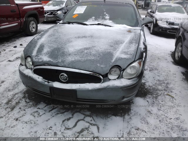 2G4WC532251269720 - 2005 BUICK LACROSSE CX GRAY photo 6