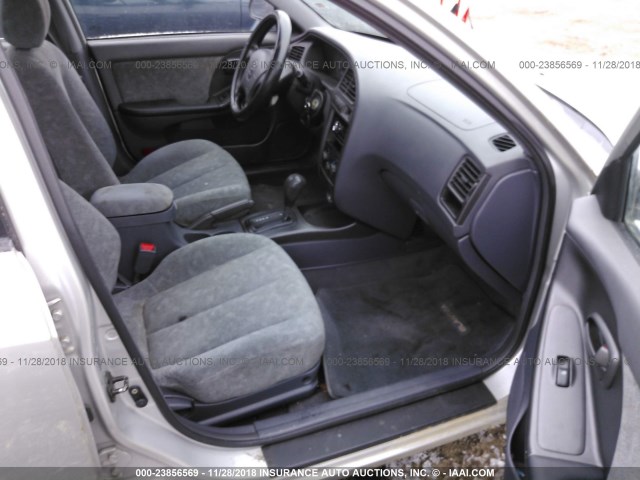 KMHDN45D92U348537 - 2002 HYUNDAI ELANTRA GLS/GT SILVER photo 5