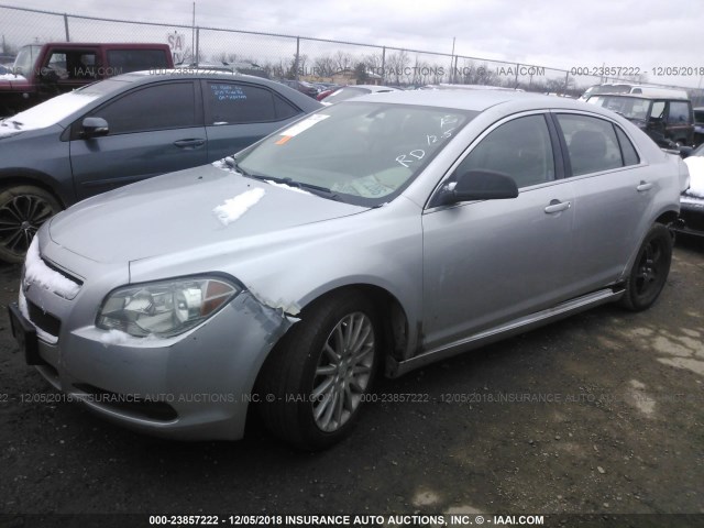 1G1ZB5E12BF236173 - 2011 CHEVROLET MALIBU LS ვერცხლისფერი ფოტო 2