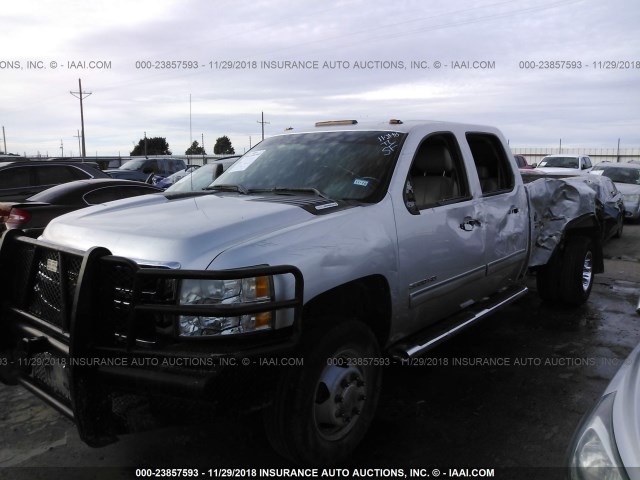 1GC4K1C83BF153927 - 2011 CHEVROLET SILVERADO K3500 LTZ Pewter photo 2