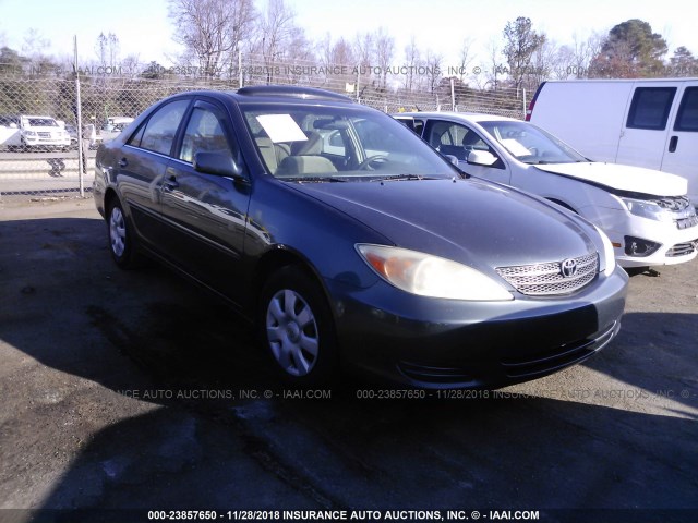 4T1BE32K23U671883 - 2003 TOYOTA CAMRY LE/XLE/SE GREEN photo 1