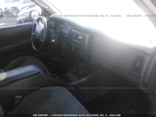 1D4HR38N73F620679 - 2003 DODGE DURANGO SPORT SILVER photo 5