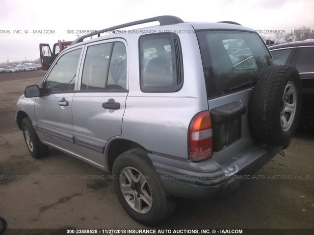 2CNBJ13C036952554 - 2003 CHEVROLET TRACKER SILVER photo 3