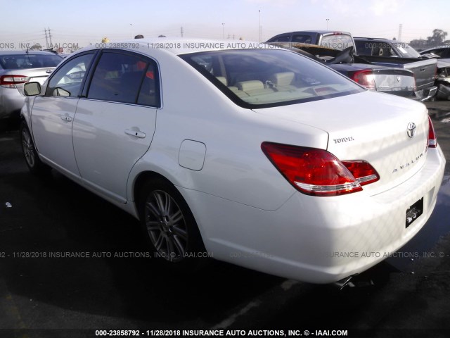 4T1BK36B47U211777 - 2007 TOYOTA AVALON XL/XLS/TOURING/LIMITED WHITE photo 3