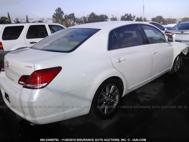 4T1BK36B47U211777 - 2007 TOYOTA AVALON XL/XLS/TOURING/LIMITED WHITE photo 4