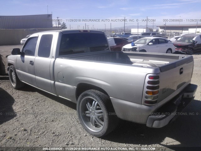 1GCEC19W9YZ347392 - 2000 CHEVROLET SILVERADO C1500 GRAY photo 3