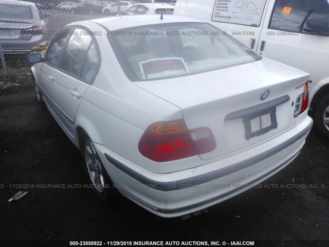 WBAAM3342YFP79321 - 2000 BMW 323 I WHITE photo 3