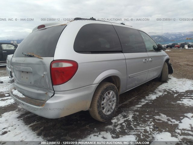 2D4GP44L15R174973 - 2005 DODGE GRAND CARAVAN SXT SILVER photo 4