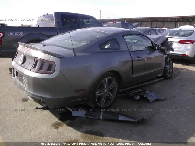 1ZVBP8AM2E5312946 - 2014 FORD MUSTANG GRAY photo 4