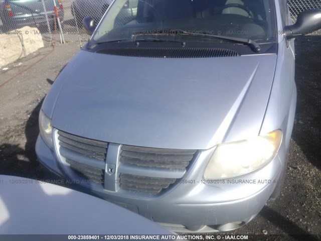 2D8GP44LX5R349431 - 2005 DODGE GRAND CARAVAN SXT BLUE photo 6