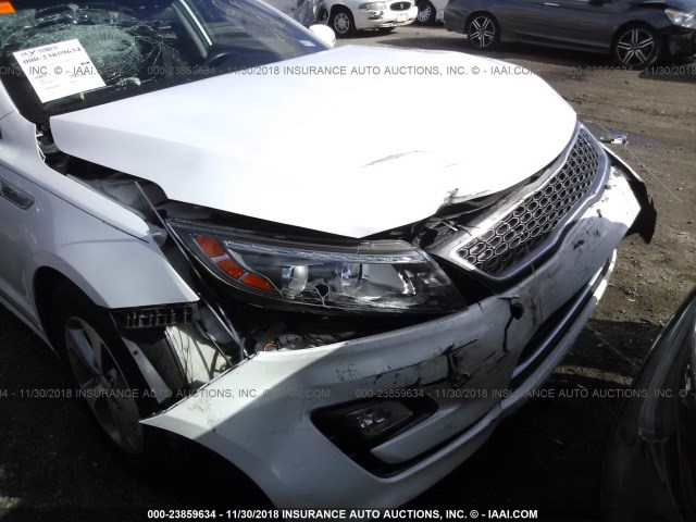 KNAGM4AD1F5089467 - 2015 KIA OPTIMA HYBRID WHITE photo 6