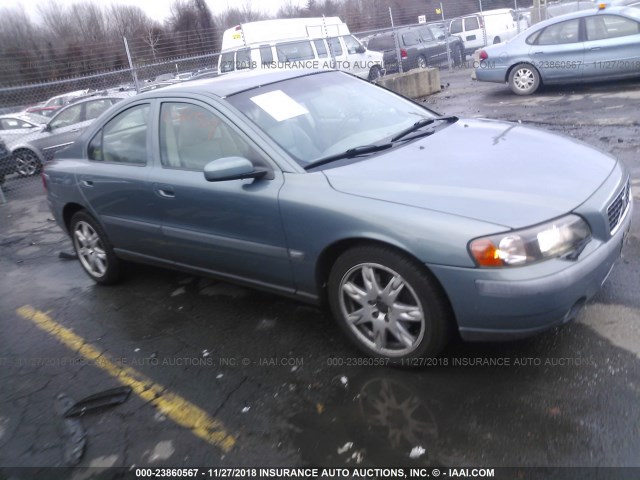 YV1RH59H242323301 - 2004 VOLVO S60 2.5T TURQUOISE photo 1