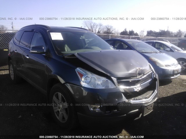 1GNKVGED5BJ216090 - 2011 CHEVROLET TRAVERSE LT GRAY photo 1