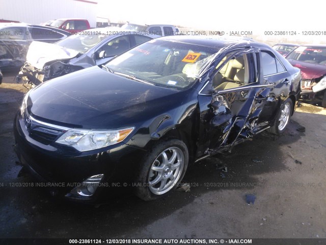 4T1BK1FK6EU537856 - 2014 TOYOTA CAMRY SE/XLE BLACK photo 2