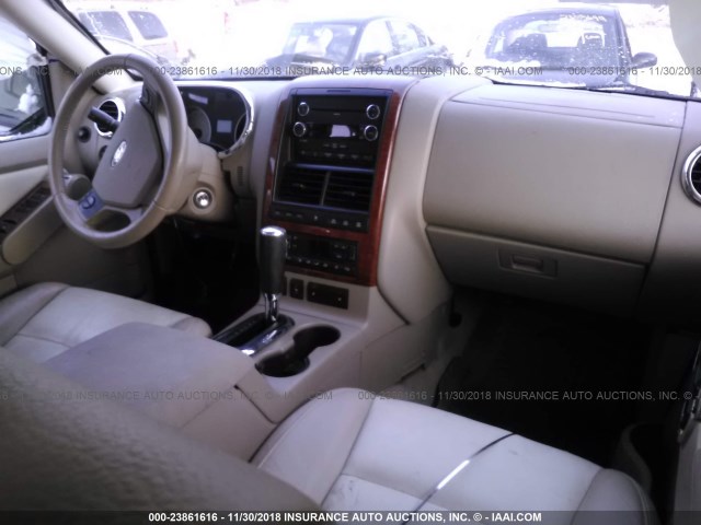 1FMEU74828UA27719 - 2008 FORD EXPLORER EDDIE BAUER WHITE photo 5