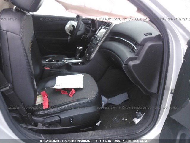 1G11C5SL1EF284803 - 2014 CHEVROLET MALIBU 1LT SILVER photo 5