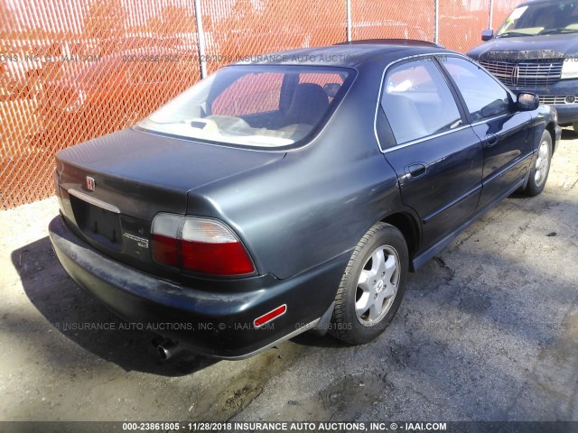 1HGCE6672VA016922 - 1997 HONDA ACCORD EX/EX-R GREEN photo 4