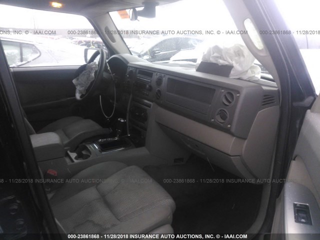 1J8HG48K36C273137 - 2006 JEEP COMMANDER Qara foto 5