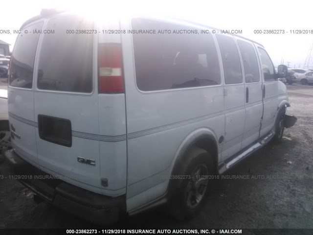 1GDFG15TX51255914 - 2005 GMC SAVANA RV G1500 WHITE photo 4