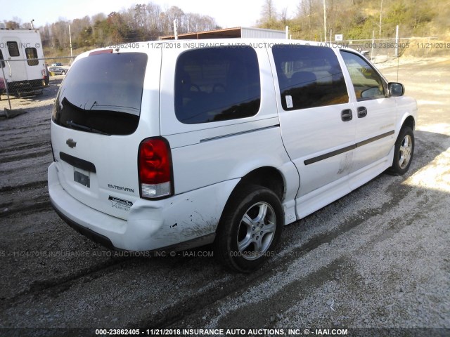 1GBDV13W58D206237 - 2008 CHEVROLET UPLANDER INCOMPLETE WHITE photo 4