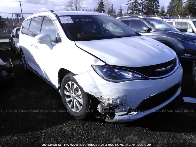 2C4RC1BG1JR143805 - 2018 CHRYSLER PACIFICA TOURING L WHITE photo 1