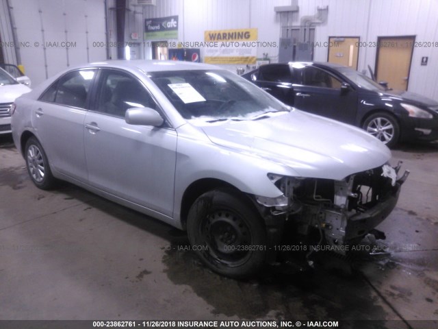 4T4BE46K78R022755 - 2008 TOYOTA CAMRY CE/LE/XLE/SE SILVER photo 1