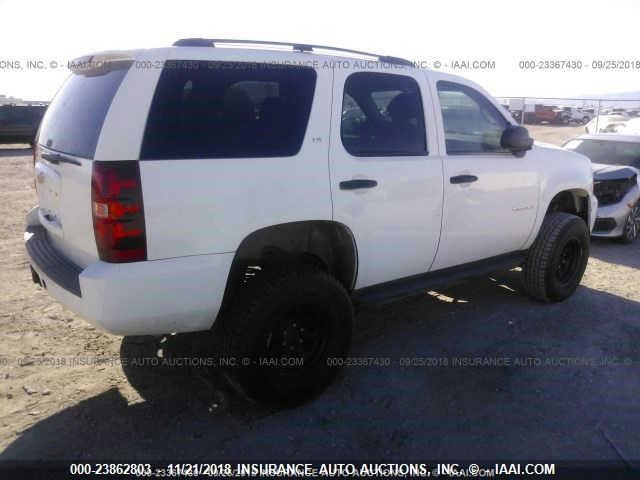 1GNFK13007R196816 - 2007 CHEVROLET TAHOE K1500 WHITE photo 4