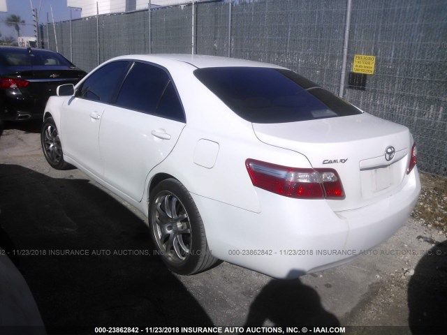 4T1BE46K19U887748 - 2009 TOYOTA CAMRY SE/LE/XLE WHITE photo 3