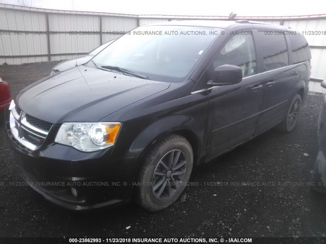 2C4RDGCG0HR714063 - 2017 DODGE GRAND CARAVAN SXT BLACK photo 2