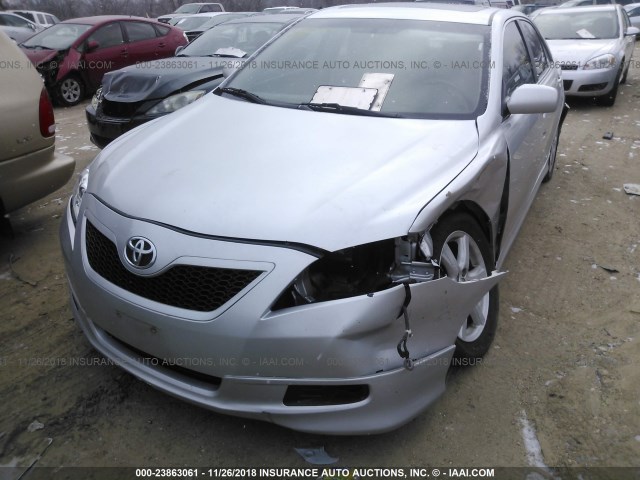 4T1BK46K19U580847 - 2009 TOYOTA CAMRY SE/LE/XLE SILVER photo 2