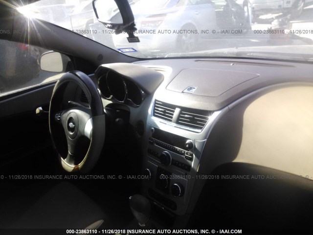 1G1ZA5EK1A4161746 - 2010 CHEVROLET MALIBU LS 灰色 照片 5