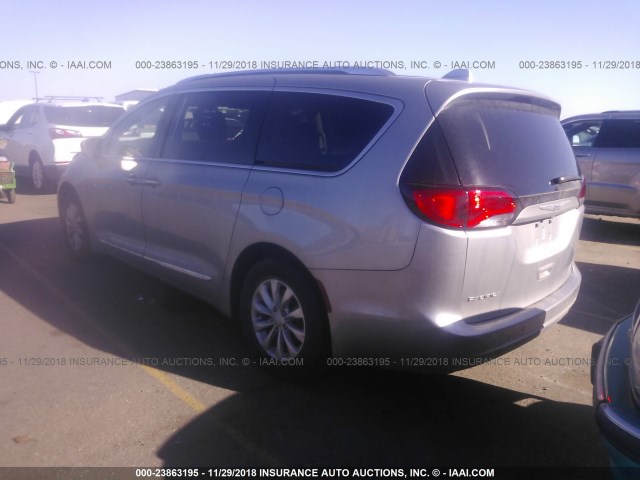 2C4RC1BG4JR192786 - 2018 CHRYSLER PACIFICA TOURING L Արծաթագույն լուսանկար 3