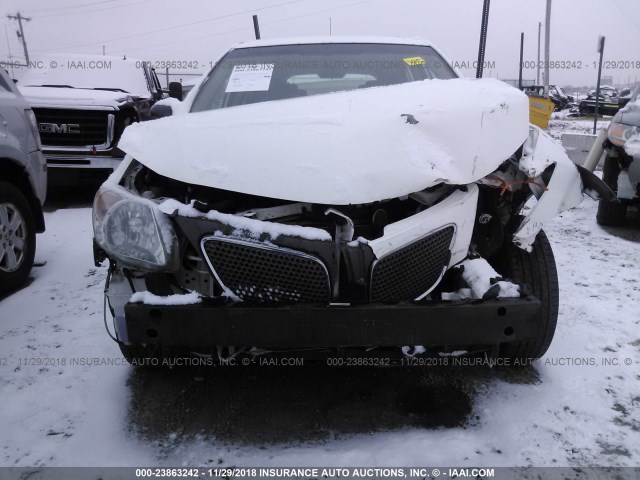 5Y2SL67868Z422215 - 2008 PONTIAC VIBE WHITE photo 6