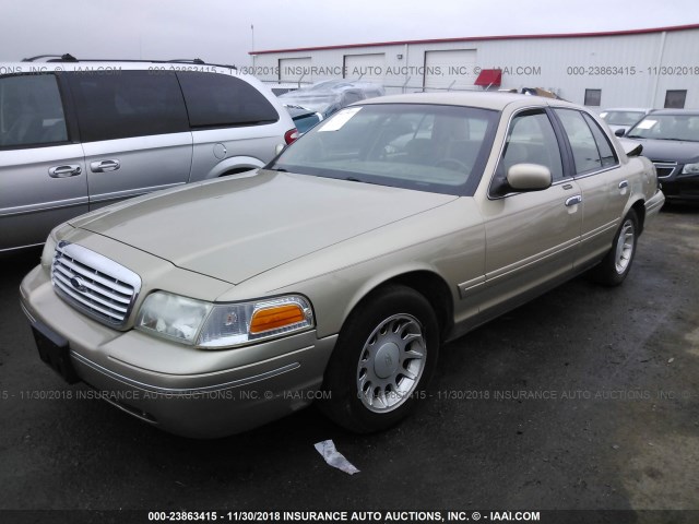 2FAFP74W0YX171315 - 2000 FORD CROWN VICTORIA LX TAN photo 2