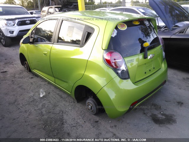 KL8CB6S99FC747456 - 2015 CHEVROLET SPARK LS GREEN photo 3