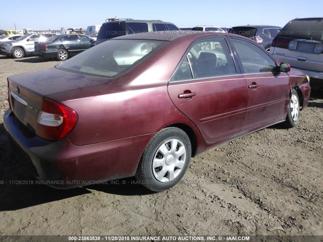 4T1BE32KX3U224153 - 2003 TOYOTA CAMRY LE/XLE/SE RED photo 4