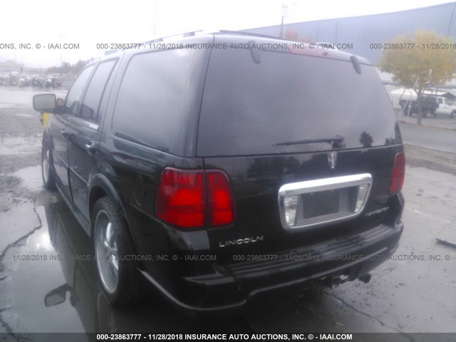 5LMFU275X5LJ16011 - 2005 LINCOLN NAVIGATOR Қара фото 3