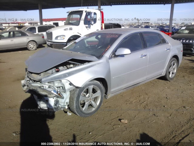 1G1ZC5E05CF111528 - 2012 CHEVROLET MALIBU 1LT 银色 照片 2