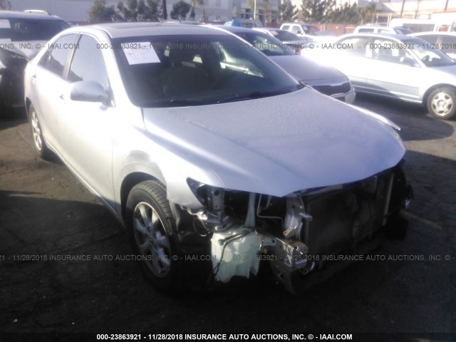 4T4BF3EK1AR083808 - 2010 TOYOTA CAMRY SE/LE/XLE 银色 照片 1