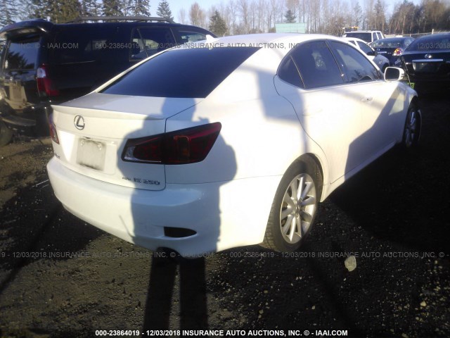 JTHCF5C28A2034469 - 2010 LEXUS IS 250 WHITE photo 4