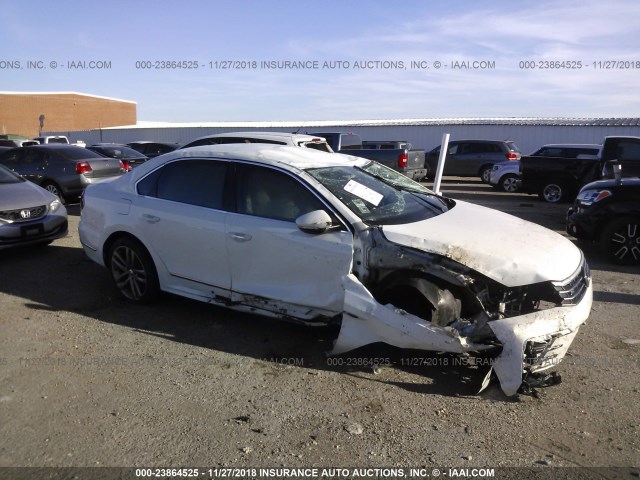 1VWDT7A35HC021251 - 2017 VOLKSWAGEN PASSAT R-LINE Ağ foto 1