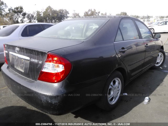 JTDBE32K320049433 - 2002 TOYOTA CAMRY LE/XLE/SE BURGUNDY photo 4