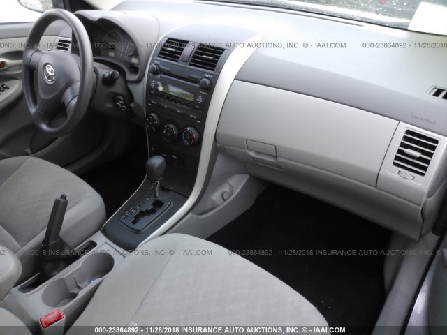 1NXBU40E89Z086143 - 2009 TOYOTA COROLLA S/LE/XLE SILVER photo 5